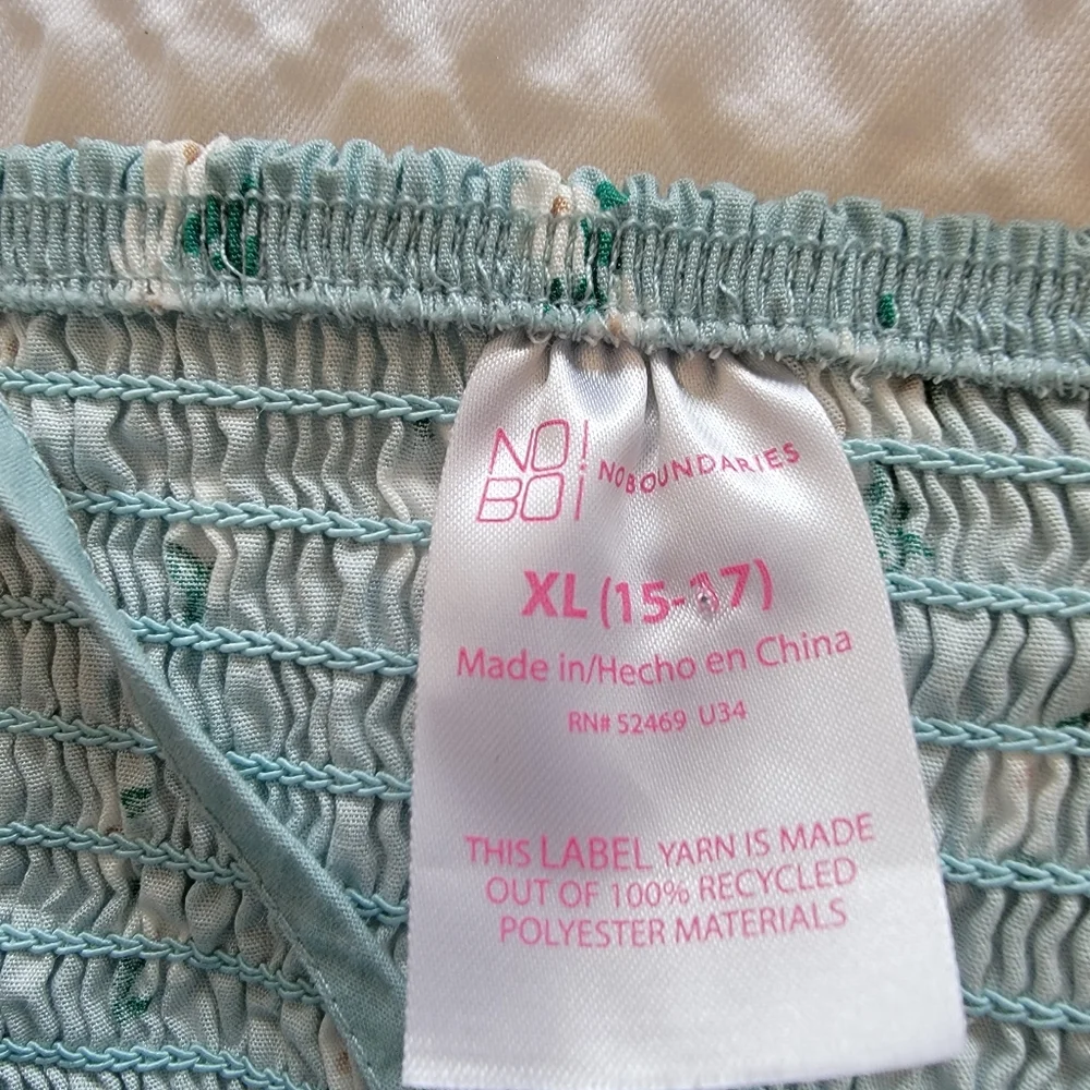 Summer Mini Blue Dress With Dainty White Flowers SZ XL No Boundaries - Picture 5 of 7